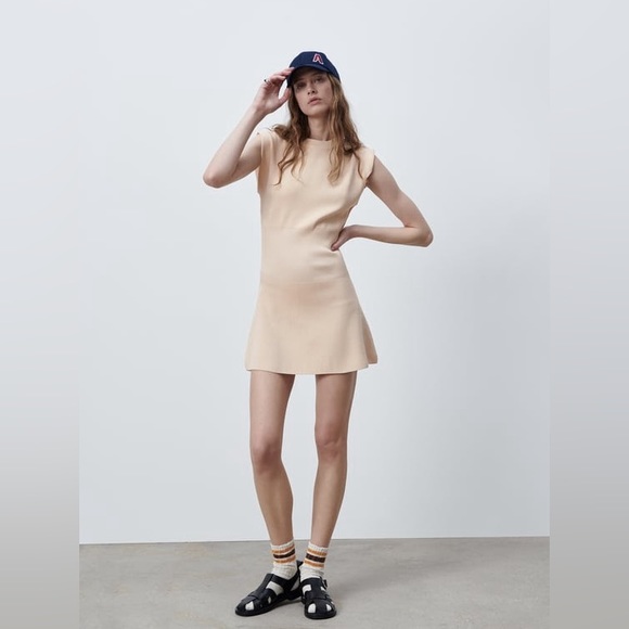 NWT Zara Knit Mini Dress - Size Medium - Picture 1 of 8